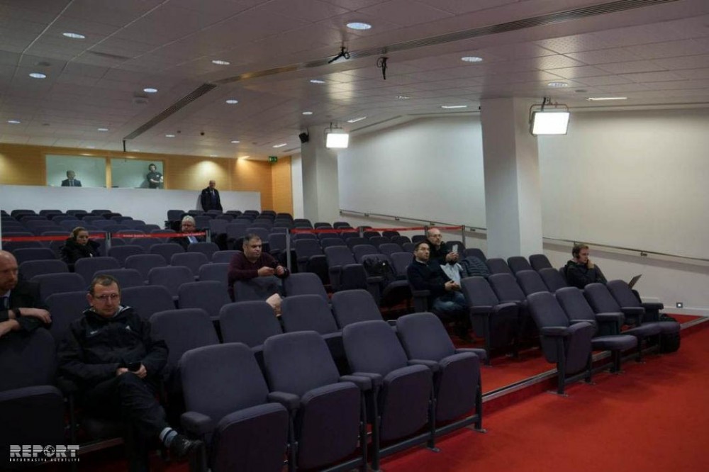 Mətbuat konfransına cəmi 3 jurnalist gəldi - FOTO