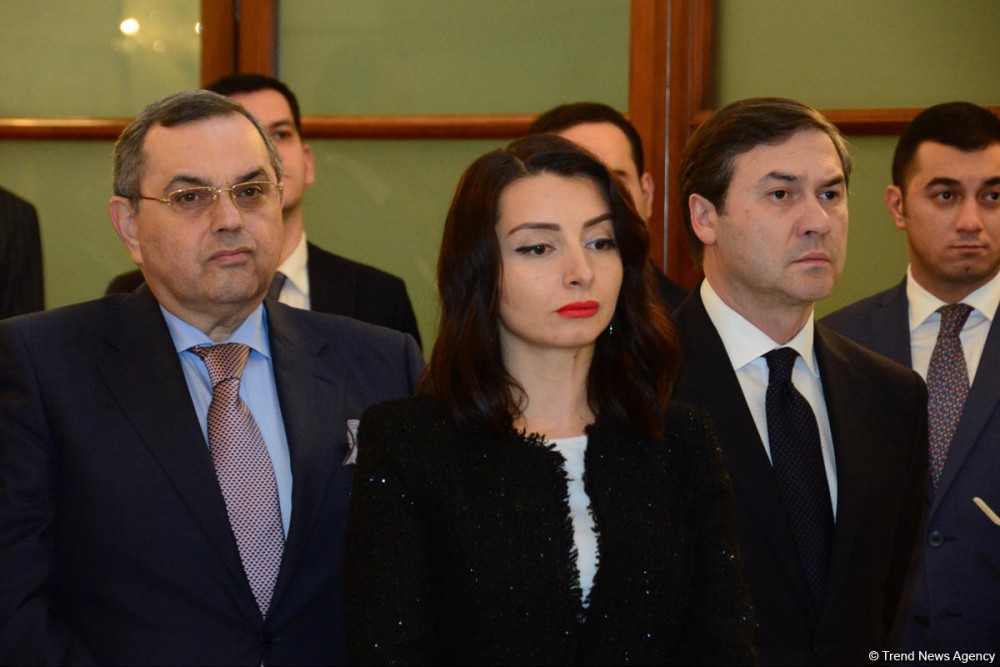 Elmar Məmmədyarov səfirləri bir araya topladı - FOTOLAR