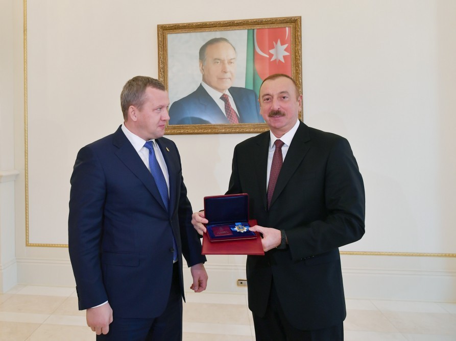 Dövlət başçısı Sergey Morozovu qəbul etdi 