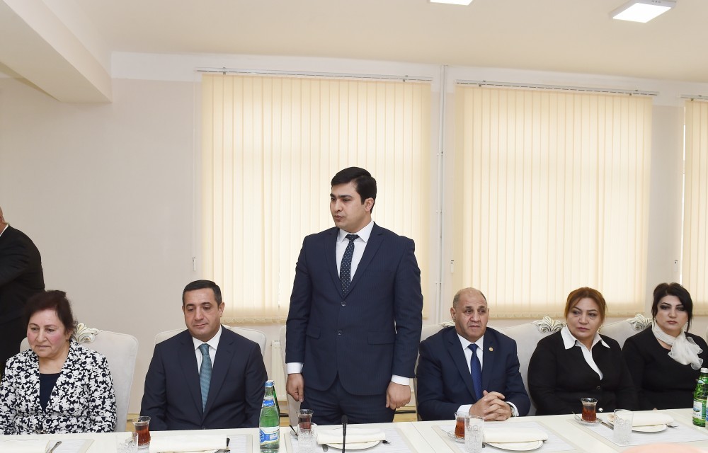 İlham Əliyev və xanımı məcburi köçkünlər üçün tikilən kompleksin açılışında - FOTO-YENİLƏNİB