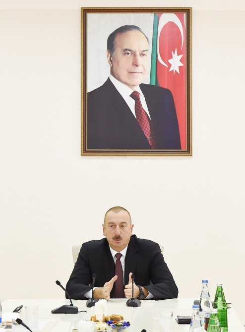 İlham Əliyev və xanımı məcburi köçkünlər üçün tikilən kompleksin açılışında - FOTO-YENİLƏNİB