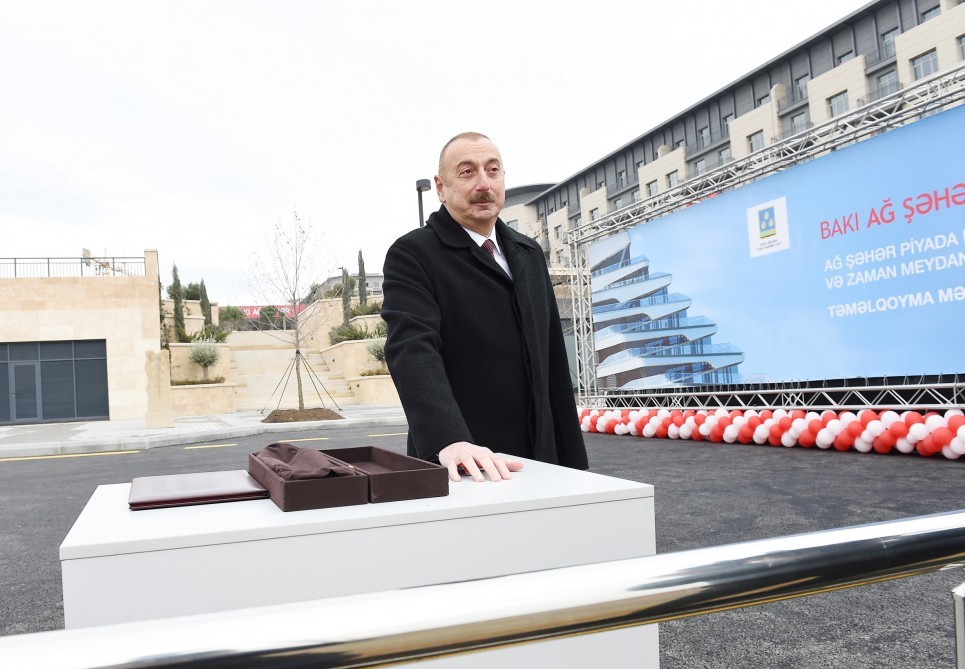 İlham Əliyev və xanımı “Bakı Ağ Şəhər”də - FOTOLAR