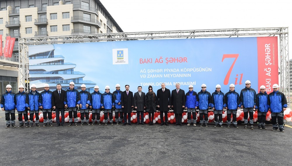 İlham Əliyev və xanımı “Bakı Ağ Şəhər”də - FOTOLAR
