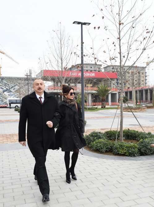 İlham Əliyev və xanımı “Bakı Ağ Şəhər”də - FOTOLAR