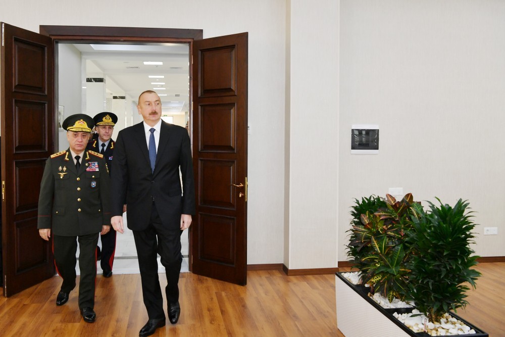 Ramil Usubov dövlət başçısına raport verdi - FOTOLAR
