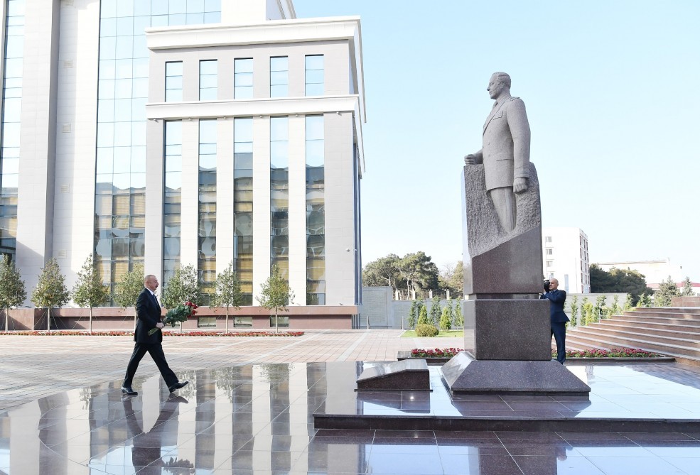 Ramil Usubov dövlət başçısına raport verdi - FOTOLAR