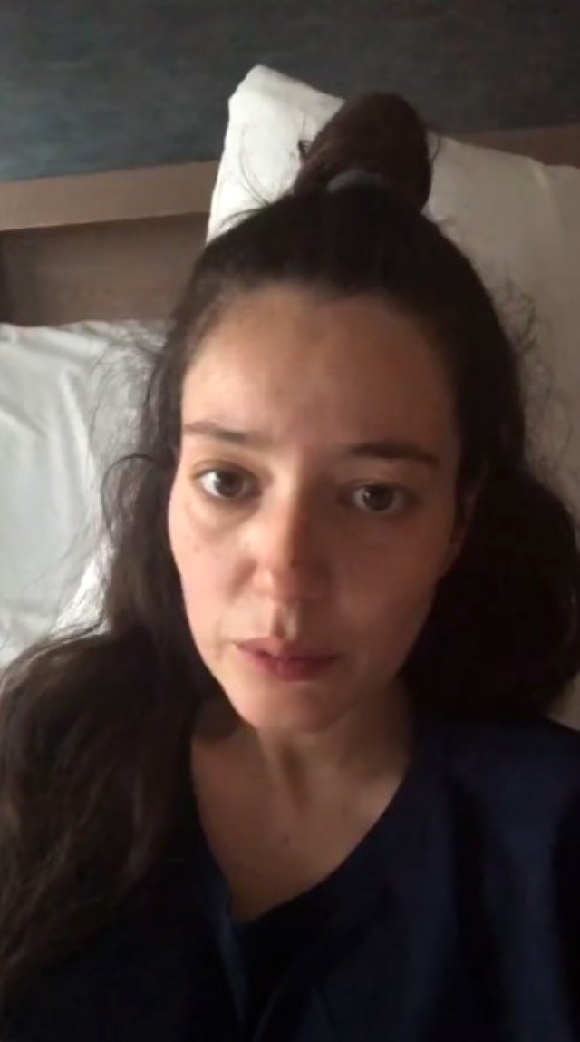 Əkiz uşaqlara hamilə olan aktrisa "donuz qripi"nə tutuldu - VİDEO