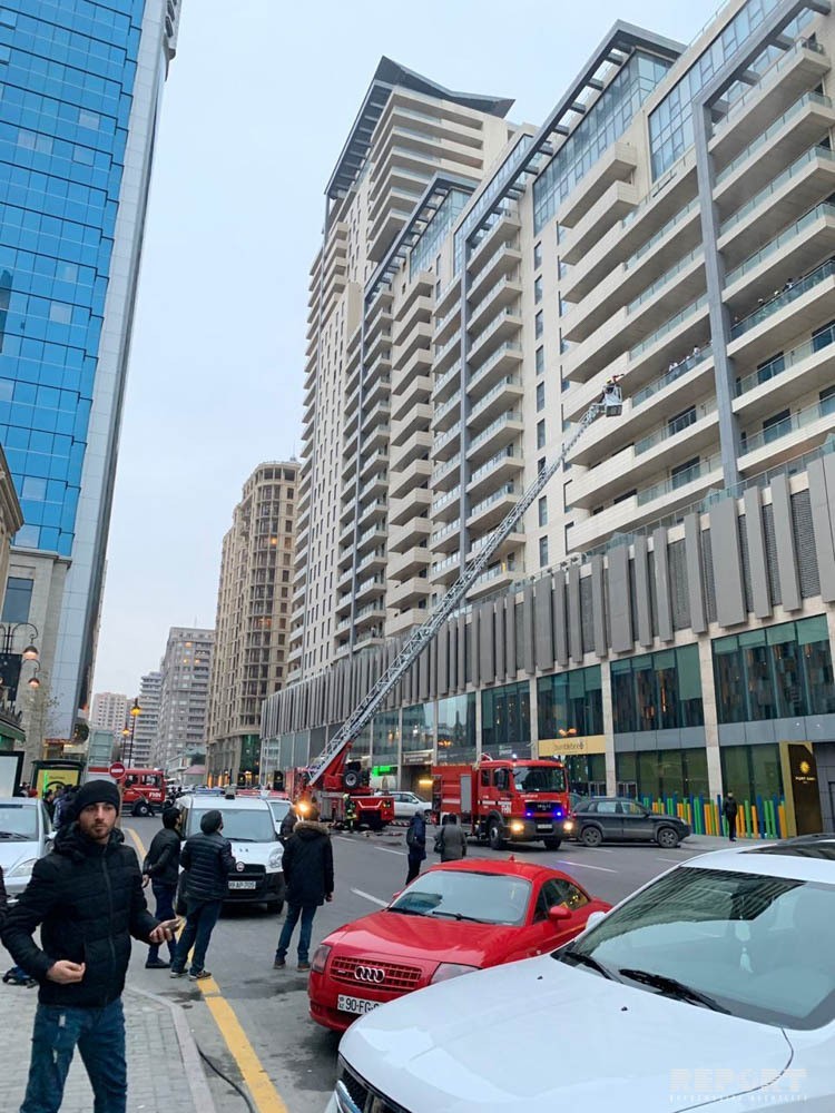 “Port Baku”da yanğın başladı - FOTO