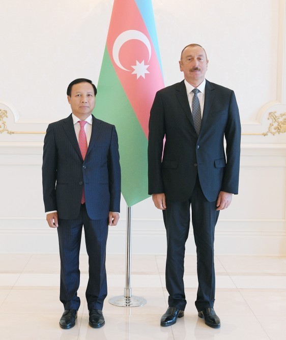 İlham Əliyev Səudiyyə Ərəbistanının və Braziliyanın yeni təyin olunmuş səfirlərini  qəbul etdi 