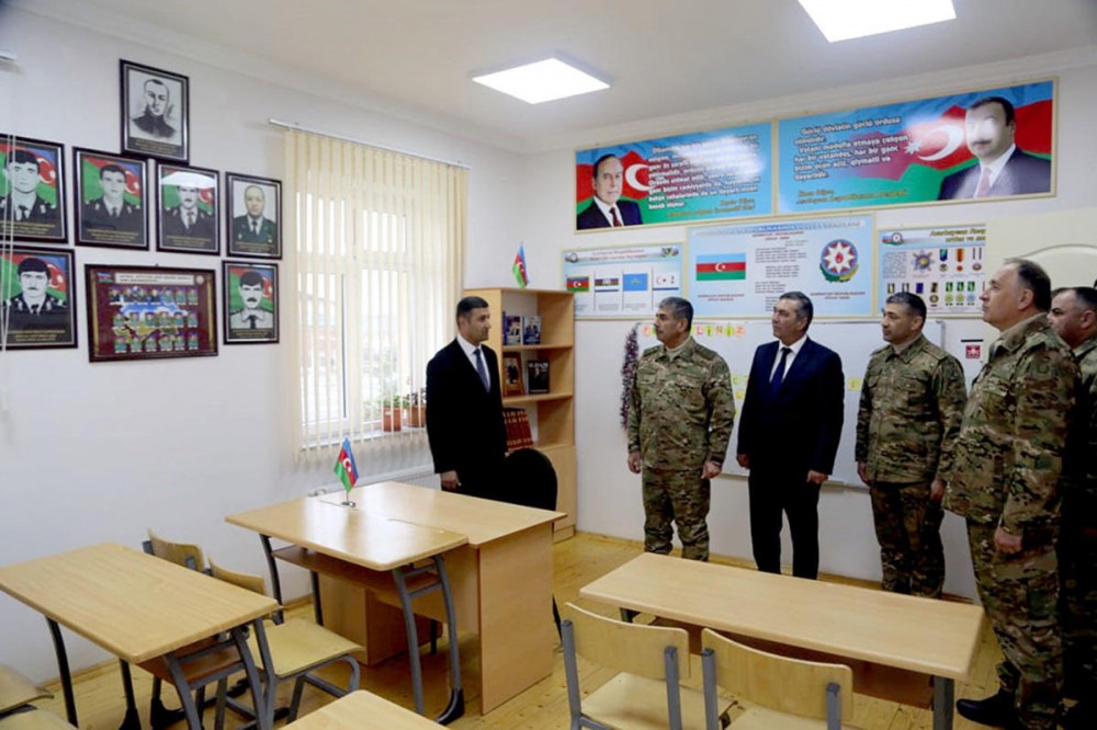 Zakir Həsənov cəbhə bölgəsində – FOTOLAR