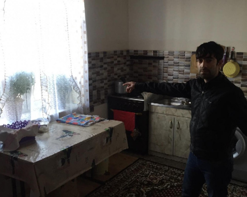 Balaxanı sakinlərini narahat edən şəxs saxlanıldı - FOTO