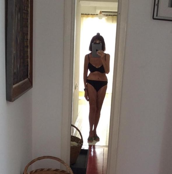 2018-də “bikinili” şəkilin paylaşdı, 2019-da öldü - FOTOLAR