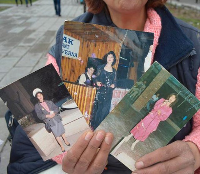 Məşhur müğənni acınacaqlı vəziyyətdə - Pul qazanmaq üçün... - FOTOLAR (VİDEO)