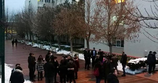 Tələbə universitet əməkdaşını güllələyərək öldürdü: polis həmin şəxsi axtarır - VİDEO  + FOTO