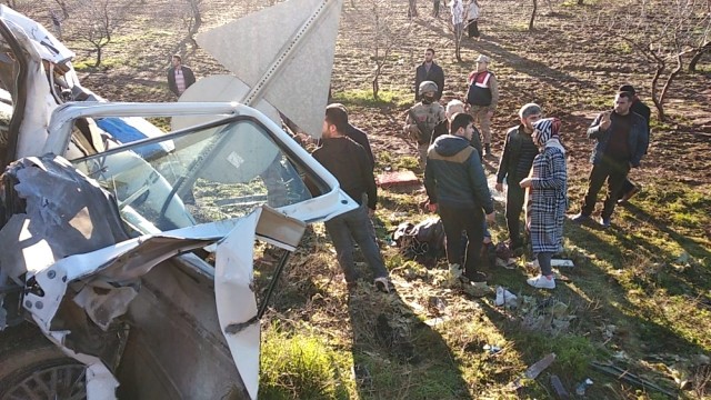 Şagirdlər və fəhlələri daşıyan mikroavtobuslar toqquşdu - Ölənlər var (FOTO+VİDEO)