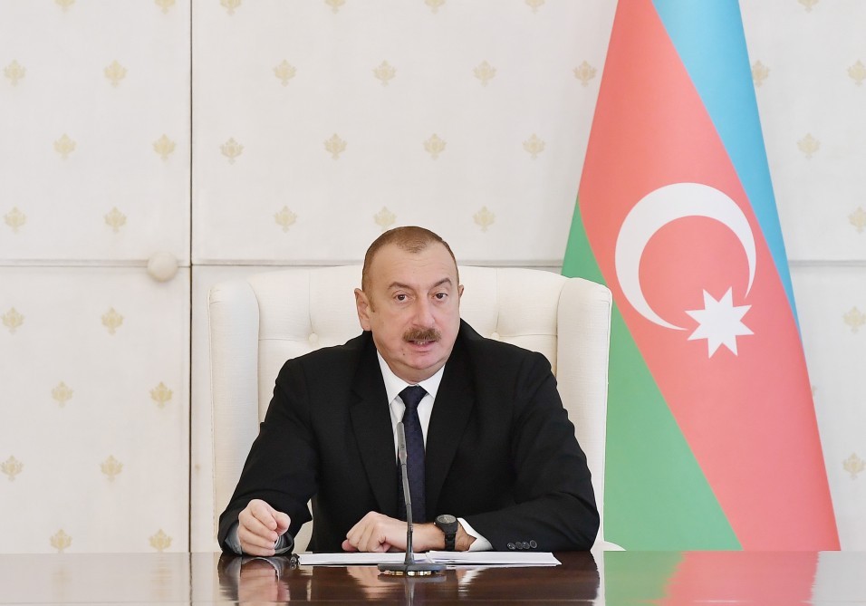 İlham Əliyev nazirləri TOPLADI - FOTOLAR