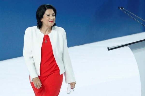 Prezident maaşından imtina etdi: fond yaradır - GÜRCÜSTANDA