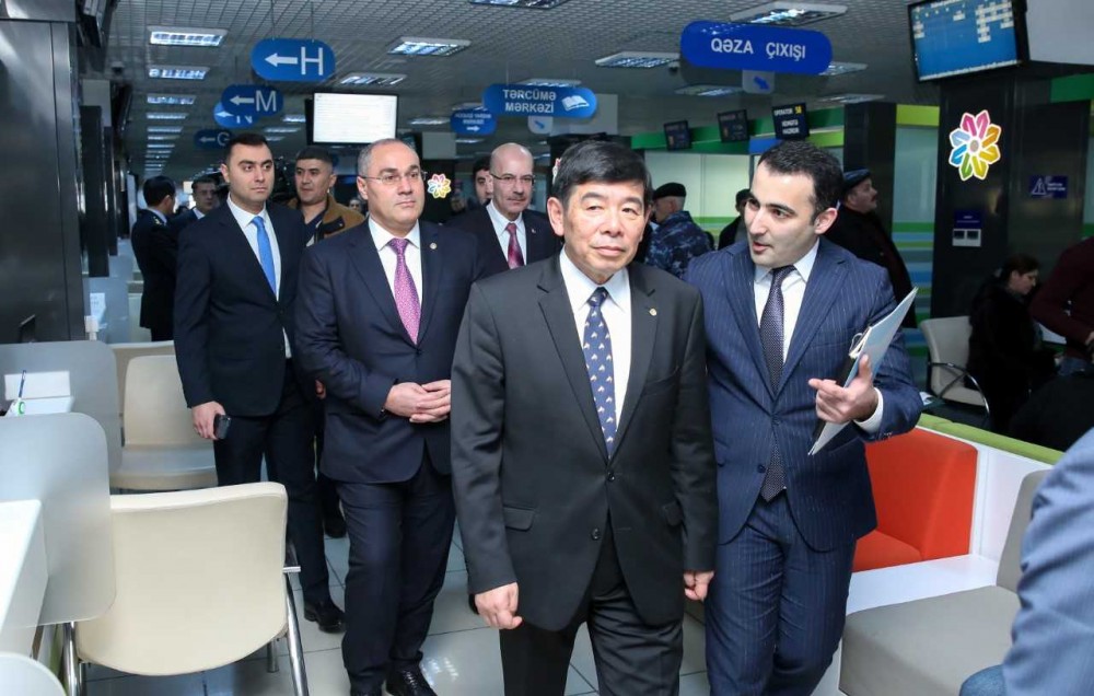 ÜGT-nin baş katibi “ASAN xidmət”də - FOTOLAR