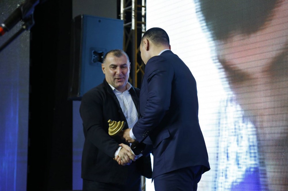 Ulu Öndərin, sizə zirvə arzulayıram ifadəsindən doğan “Zirvə” -  Azər Əliyev “Zirve Awards-2018”-də (FOTO-VİDEO)