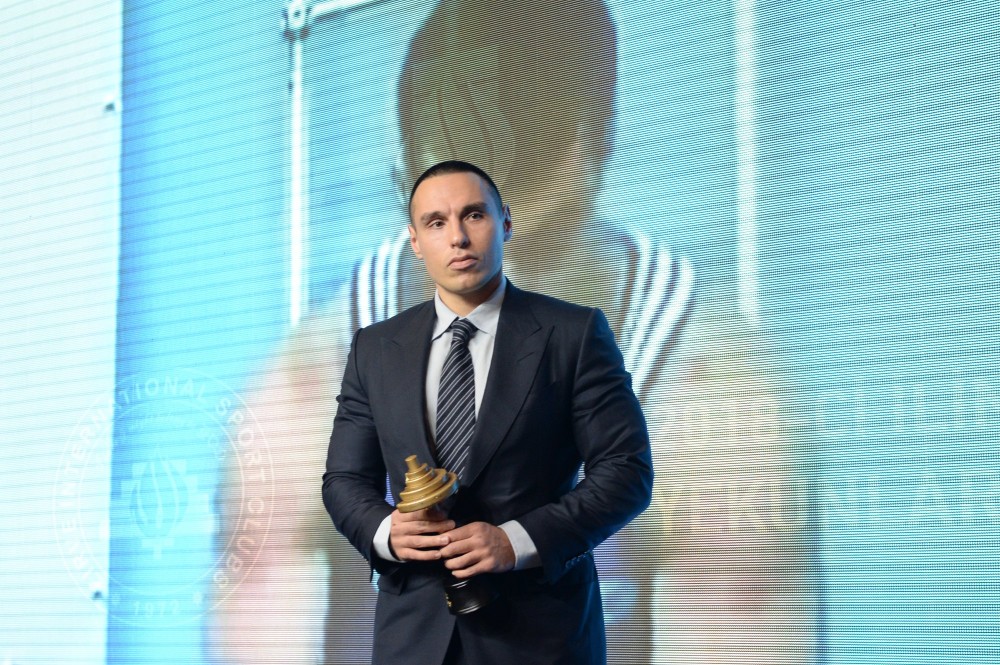Ulu Öndərin, sizə zirvə arzulayıram ifadəsindən doğan “Zirvə” -  Azər Əliyev “Zirve Awards-2018”-də (FOTO-VİDEO)