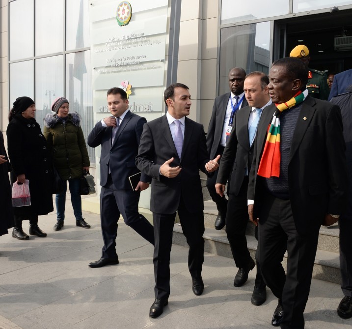 Zimbabve prezidenti 5 saylı “ASAN xidmət”də - FOTOLAR