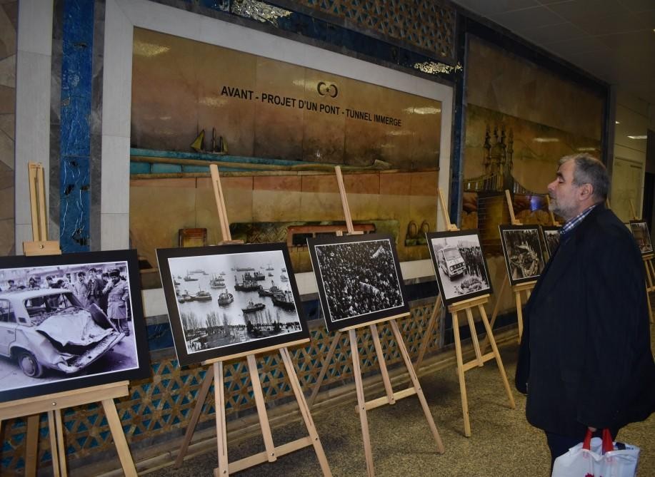 İstanbul metrosunda “Qanlı Yanvar” - FOTO