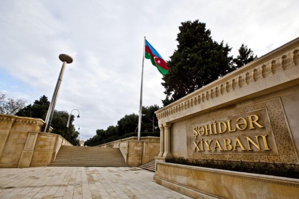 Milli Şura Şəhidlər Xiyabanında qarşıdurma yaratdı - 20 nəfər saxlanıldı