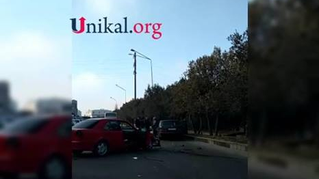 "Azadlıq Prospekti"ndə qəza - Yolda tıxac yarandı (FOTO-VİDEO)