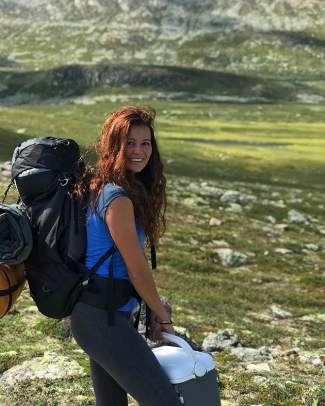 Dünyanın ən gənc milyonçu bacıların həyat tərzi hər kəsi ŞOKA saldı  (FOTO)