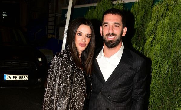 Arda Turanın həyat yoldaşının 2 milyonluq avtomobili - FOTO