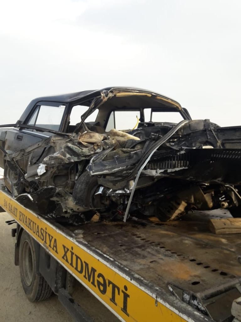 BP-yə məxsus “Land Cruiser” “QƏZA TÖRƏTDİ  - ölən və yaralananlar var (FOTO)