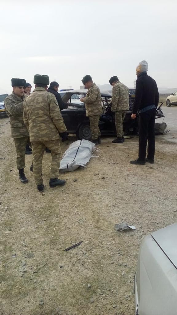 BP-yə məxsus “Land Cruiser” “QƏZA TÖRƏTDİ  - ölən və yaralananlar var (FOTO)