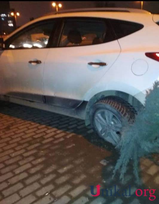 Müğənninin həyat yoldaşı qəza törətdi: avtomobilin nömrəsini çıxarıb apardılar... - FOTOLAR