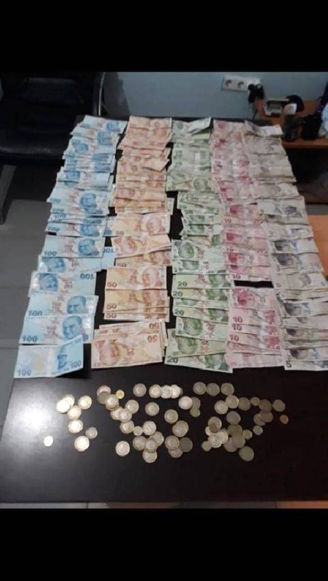 Dilənçinin üzərindən 9 min pul çıxdı - FOTOLAR