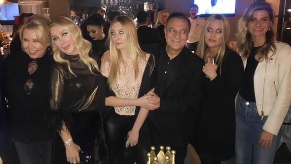 Ad gününə keçmiş arvadları gələcək - FOTO