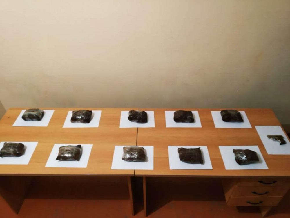 Sərhədi pozan 2 nəfər həbs edildi, 4-ü geri qaçdı (FOTO)