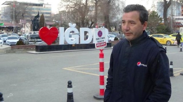 Türkiyəli kişi ilə ailə quran Azəbaycanlı qadın ölkədən qovuldu - Qızı ilə birlikdə  (FOTO)