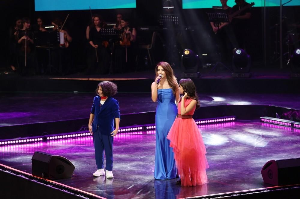 Leyla Əliyeva övladları ilə “Zima-2019”  festivalında - FOTOLAR