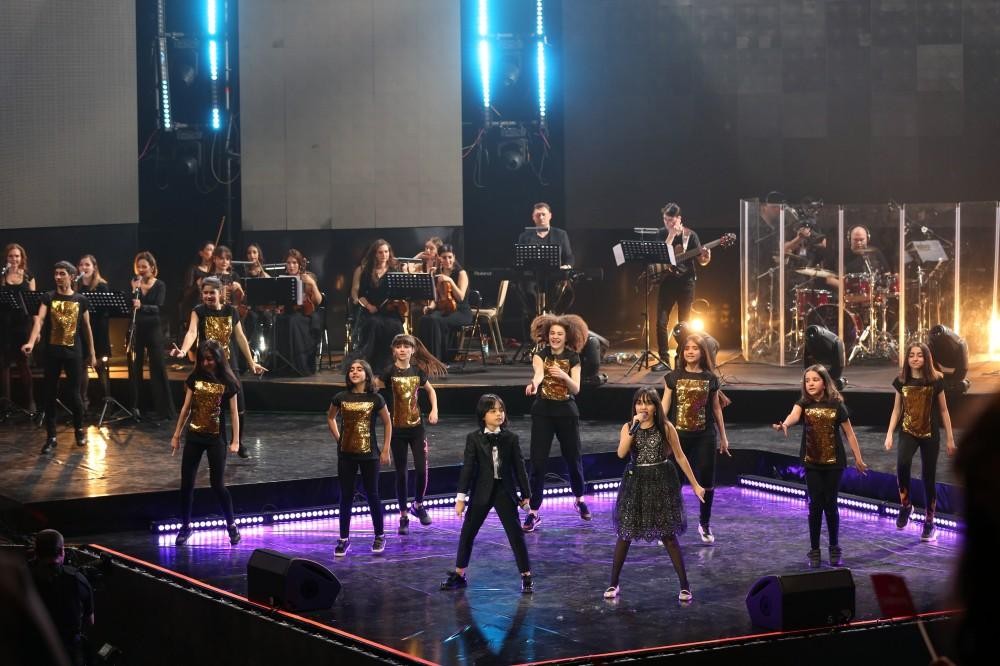 Leyla Əliyeva övladları ilə “Zima-2019”  festivalında - FOTOLAR