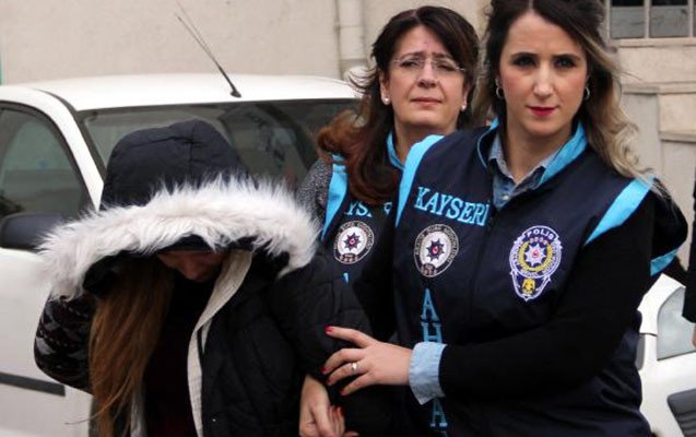 Polisdən əməliyyat: qadınları fahişəliyə cəlb edənlər saxlanıldı - FOTO