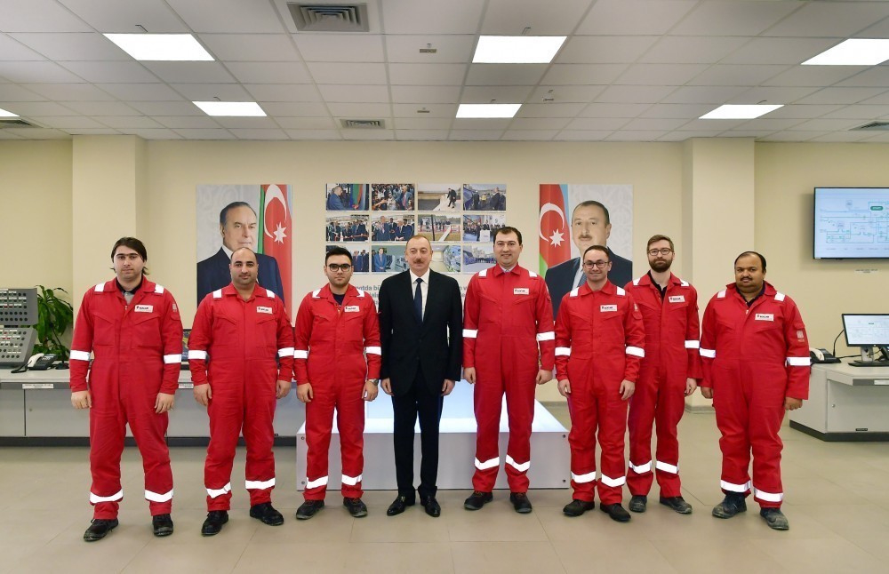 İlham Əliyev Sumqayıtda zavod açılışında - FOTOLAR