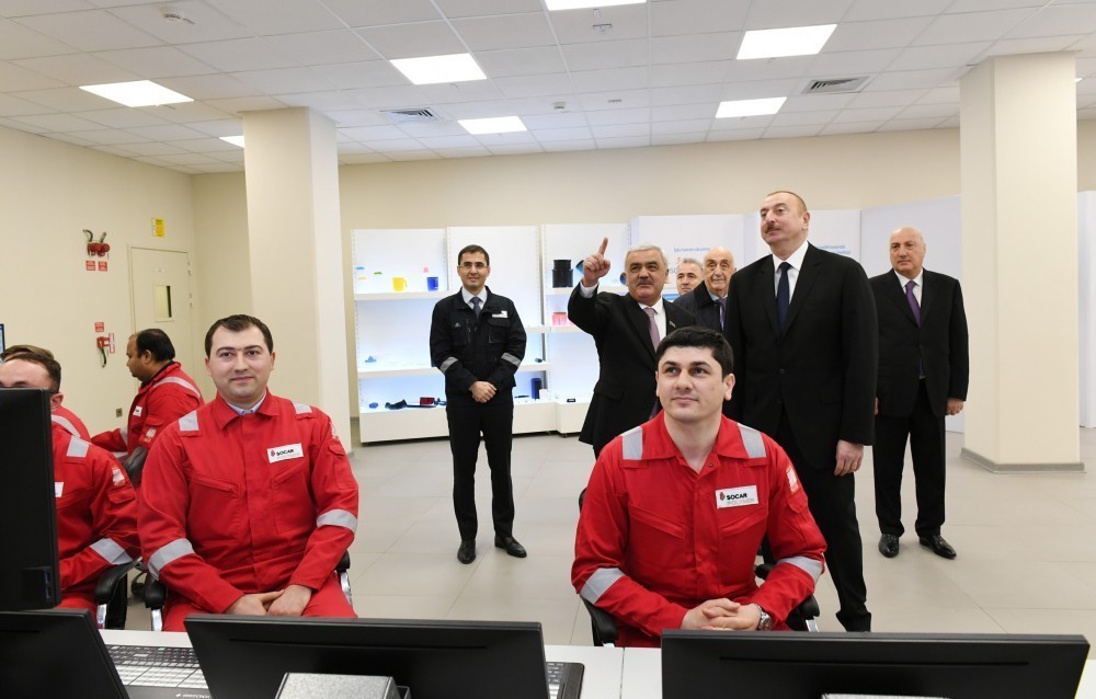 İlham Əliyev Sumqayıtda zavod açılışında - FOTOLAR