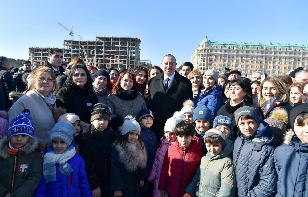 Prezidentin sumqayıtlılarla maraqlı DİALOQU - "Bu il bu məsələ həll olunmalıdır" - FOTOLAR