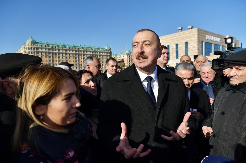 Prezidentin sumqayıtlılarla maraqlı DİALOQU - "Bu il bu məsələ həll olunmalıdır" - FOTOLAR