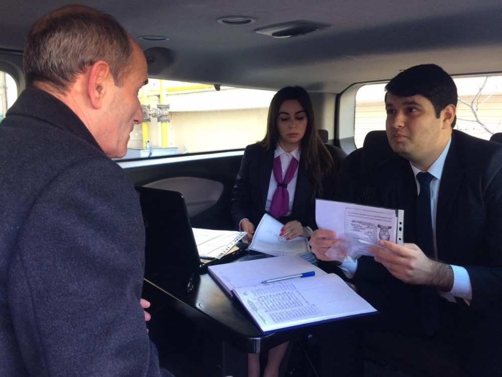 30 mənzil sahibinə çıxarış təqdim olundu - FOTOLAR