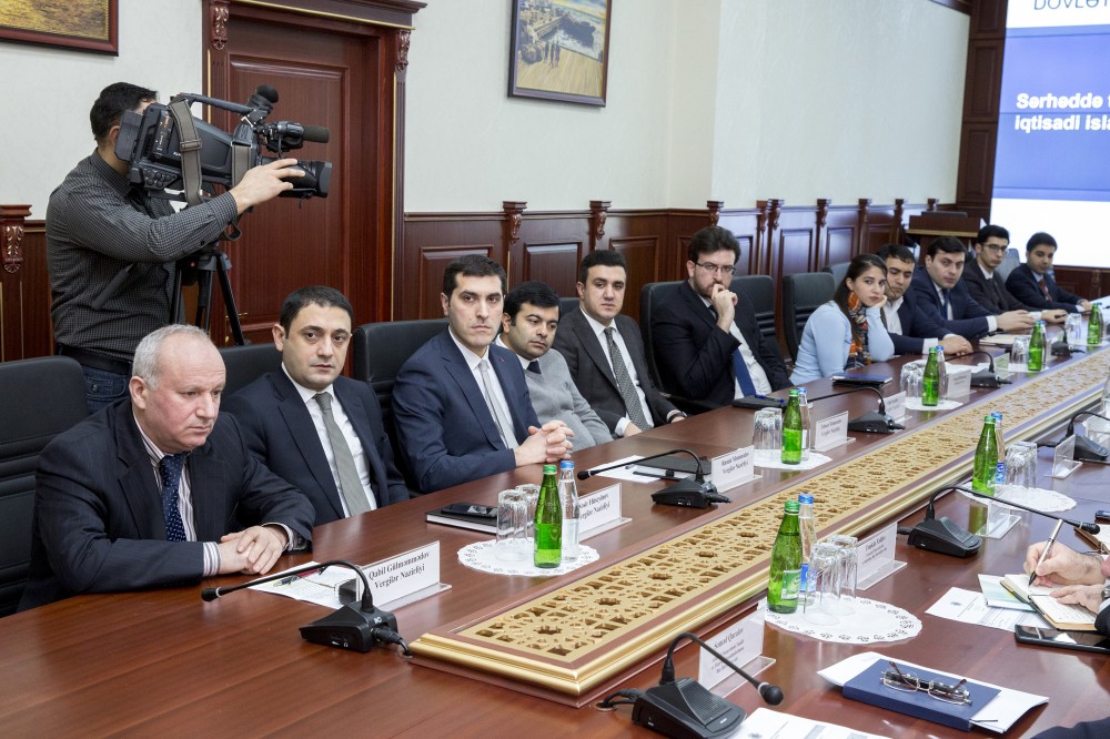 Aidiyyəti dövlət qurumlarının əməkdaşları  Gömrük Komitəsində - FOTO