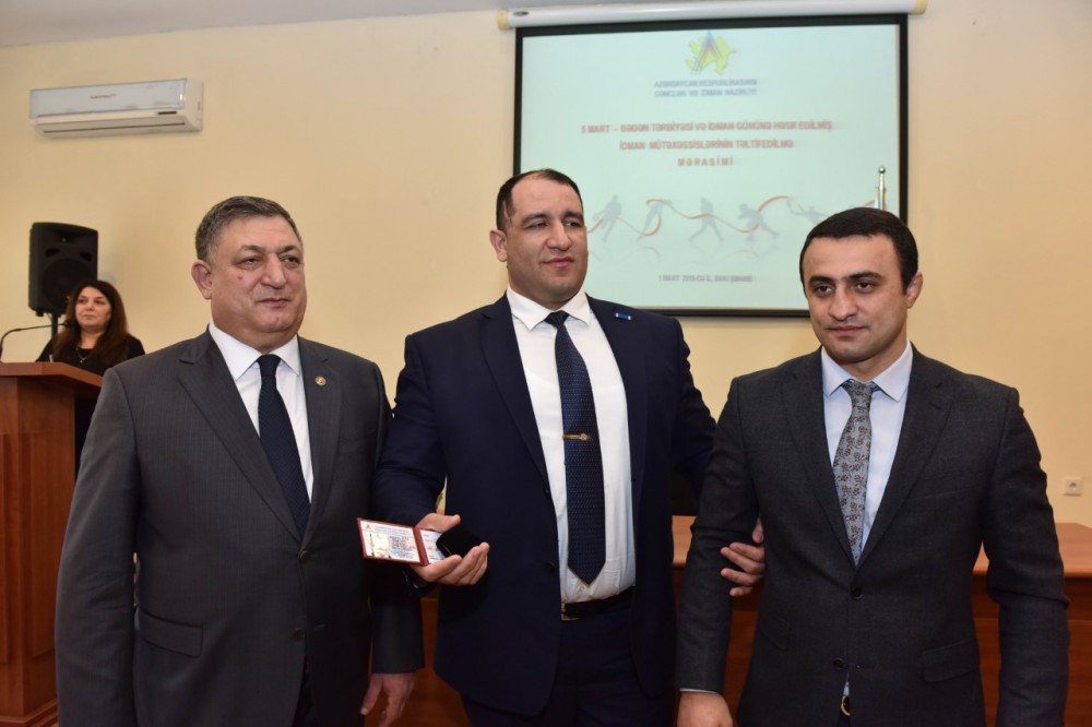 İlham Zəkiyev, Nizami Paşayev və Rəşad Əhmədov təltif olundu 
