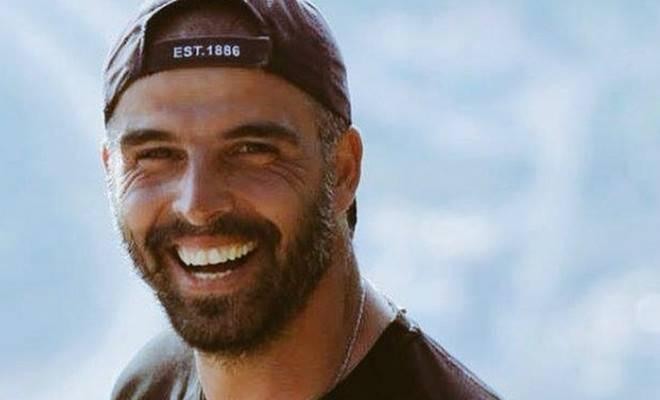 Türk qadınlarını təhqir etdi - FOTOLAR