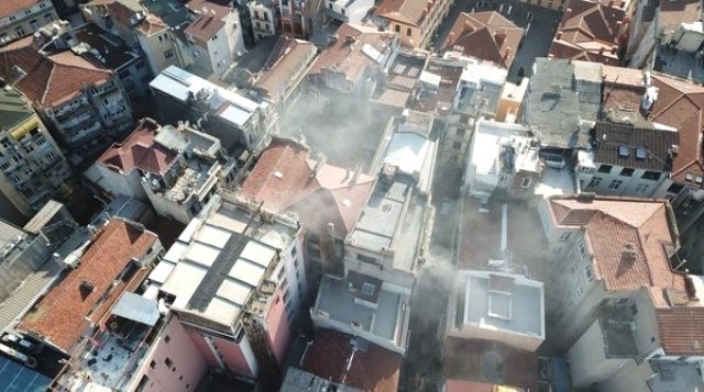 Yaşayış binasında yanğın: ölənlər var - VİDEO (FOTO)