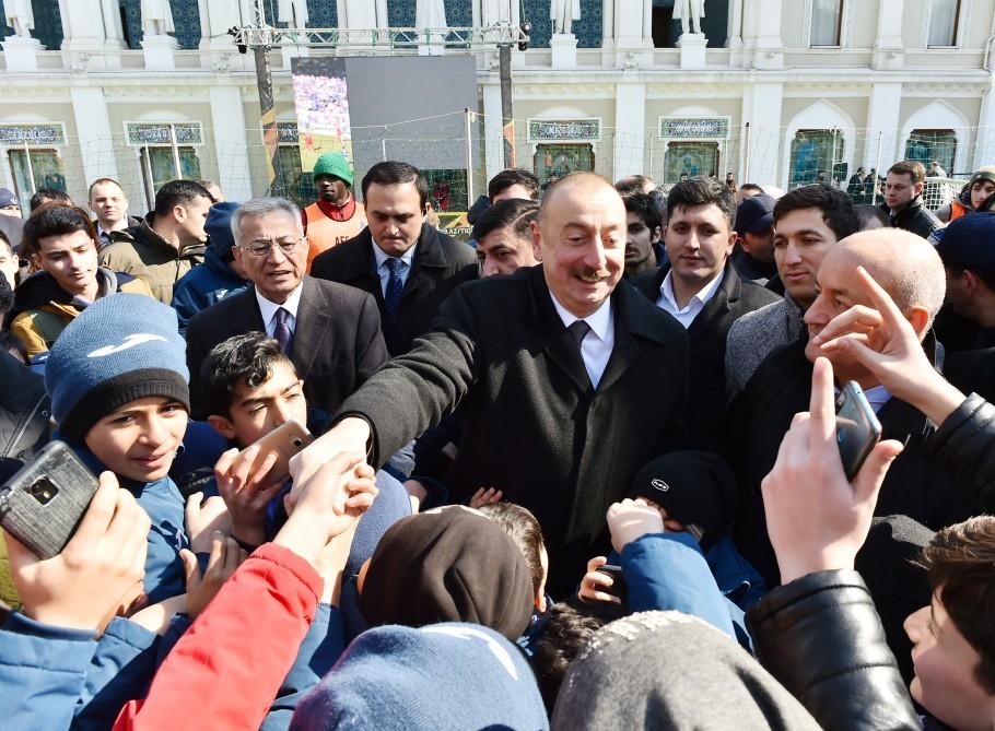 Prezident “Bakı 2019: Ulduzlar Finalı”nı izləyib - FOTO (YENİLƏNİB)